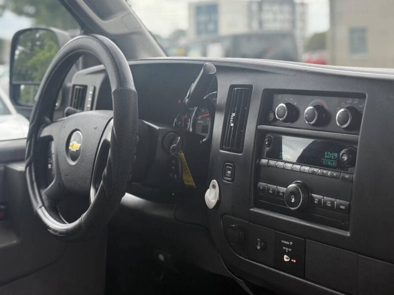 2016 Chevrolet Express 2500