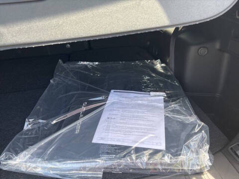 2025 Mitsubishi Outlander ES