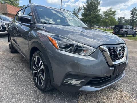 2020 Nissan Kicks SR