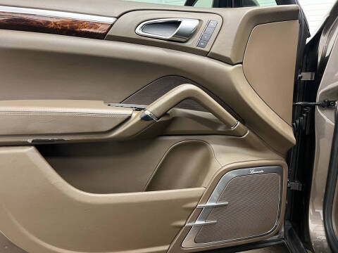 2011 Porsche Cayenne Turbo