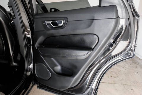 2021 Volvo XC60 T5 Momentum