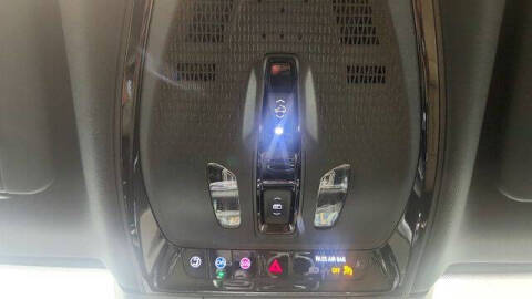 2024 Cadillac LYRIQ Sport 3
