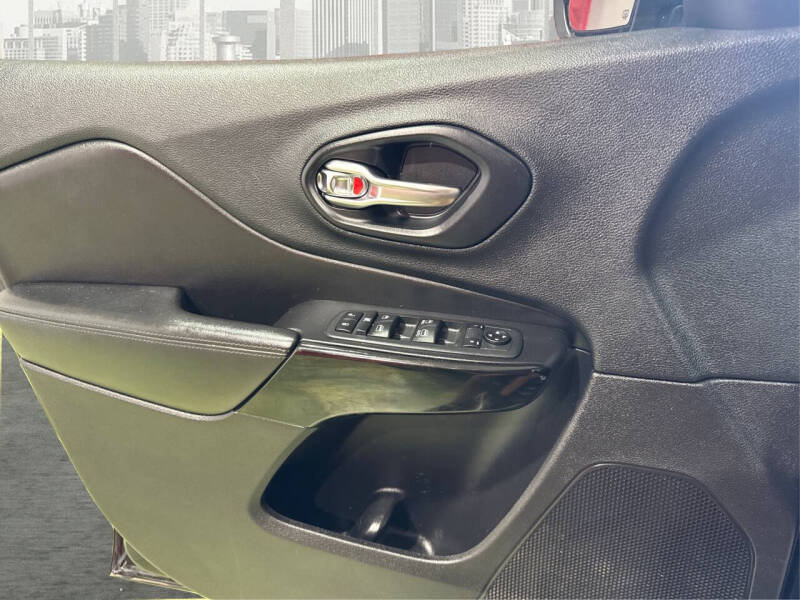 2020 Jeep Cherokee Altitude