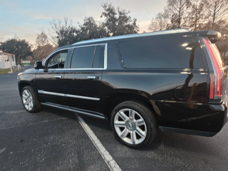 2017 Cadillac Escalade ESV Premium Luxury