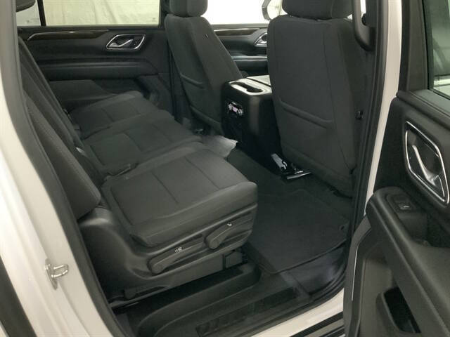 2022 GMC Yukon XL SLE