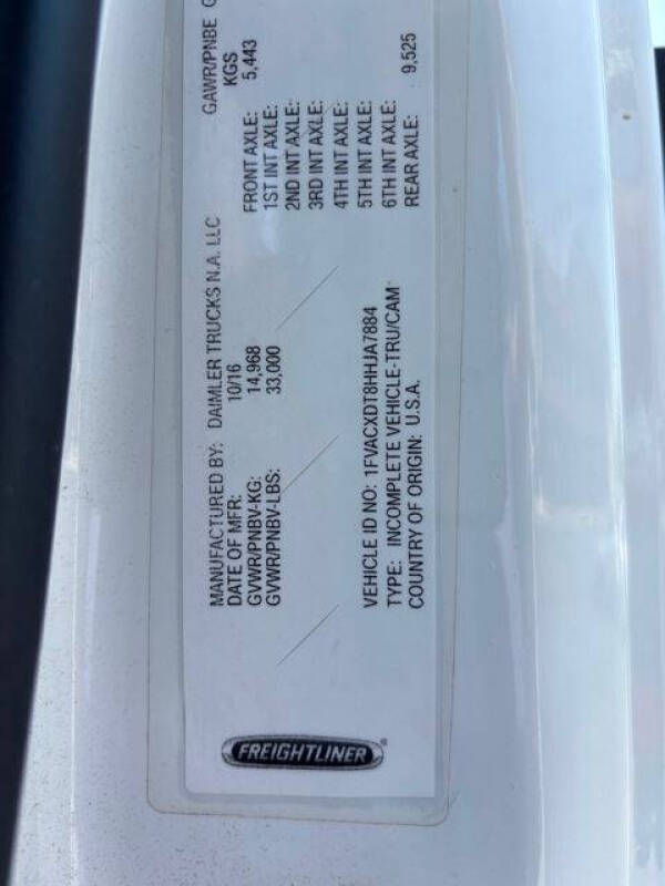 2017 Freightliner M2 106