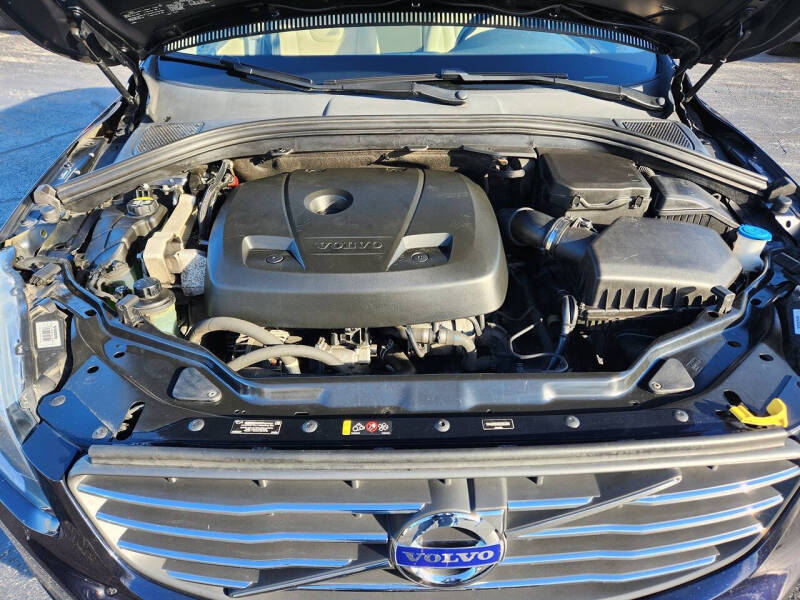 2016 Volvo XC60 T5 Drive-E Premier