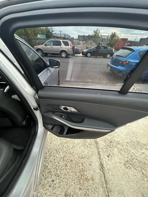 2019 BMW 3 Series 330i xDrive