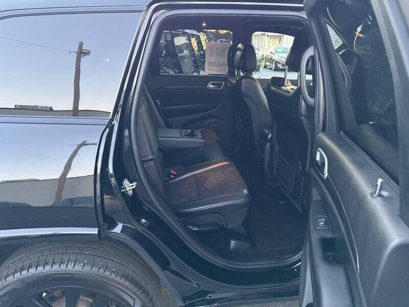 2019 Jeep Grand Cherokee Laredo