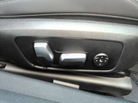 2024 BMW 3 Series 330i