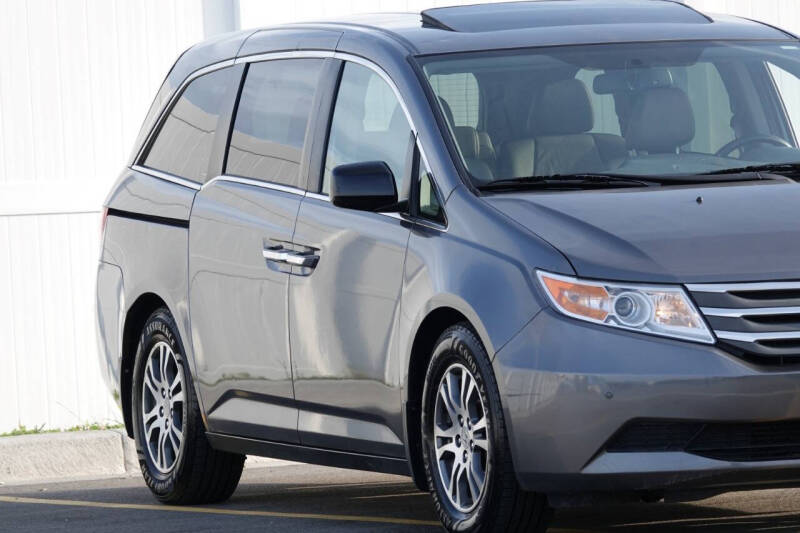 2011 Honda Odyssey EX-L w/DVD