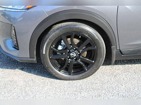 2022 Nissan Kicks SV