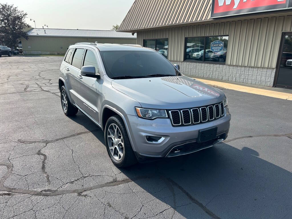 2018 Jeep Grand Cherokee for sale at Wyrick Auto Sales & Leasing Inc in Holland, MI