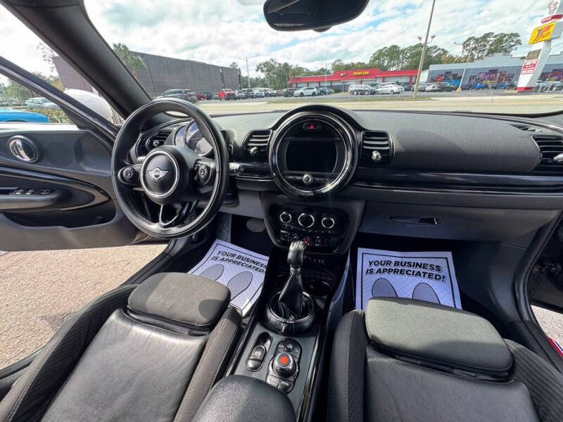 2017 MINI Clubman Cooper