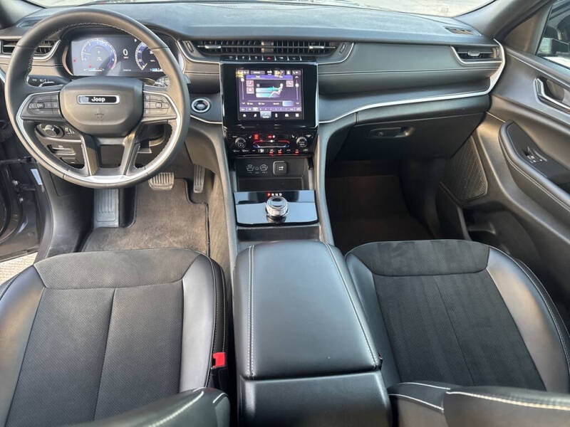 2024 Jeep Grand Cherokee L Altitude