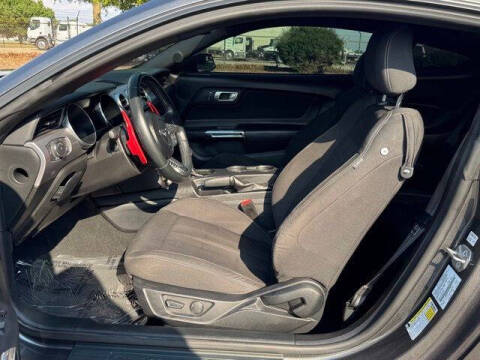 2020 Ford Mustang EcoBoost