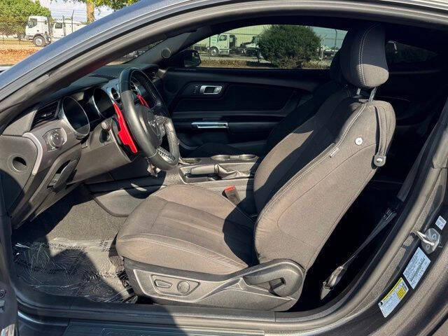2020 Ford Mustang EcoBoost