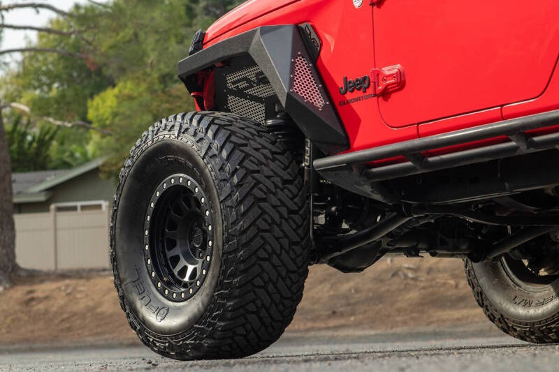 2020 Jeep Gladiator Sport S