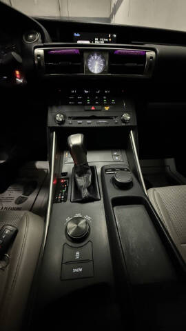 2015 Lexus IS 250 Crafted Line