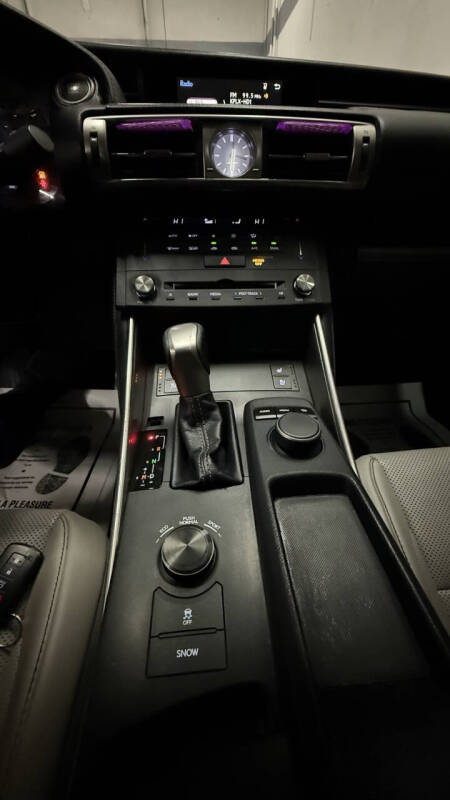 2015 Lexus IS 250 Crafted Line