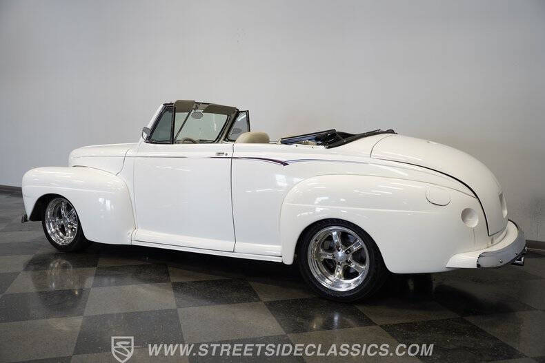 1947 Ford Deluxe