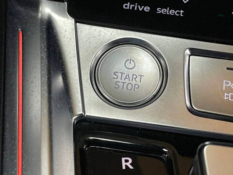 2019 Audi e-tron quattro Prestige