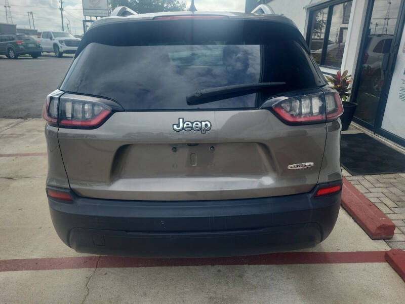 2019 Jeep Cherokee Latitude