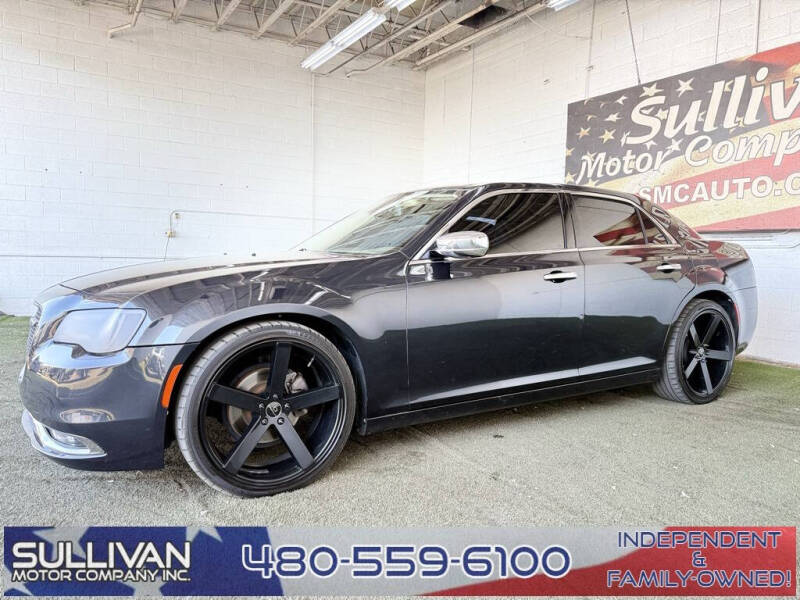 2017 Chrysler 300 C's photo