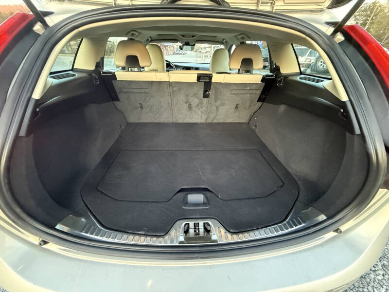 2017 Volvo V60 T5 Premier