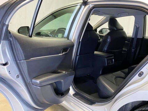 2022 Toyota Camry Hybrid XLE