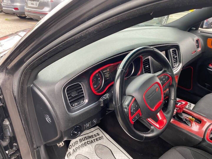 2016 Dodge Charger SXT