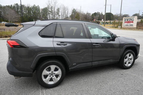 2020 Toyota RAV4 Hybrid LE