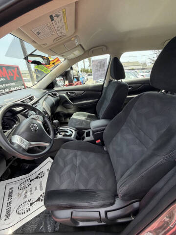 2016 Nissan Rogue SV