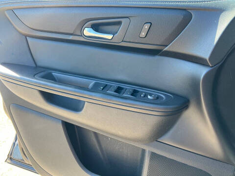 2015 GMC Acadia SLE-2