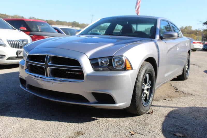 2014 Dodge Charger SE photo 4