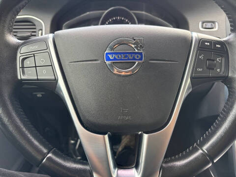2017 Volvo S60 T5 Dynamic