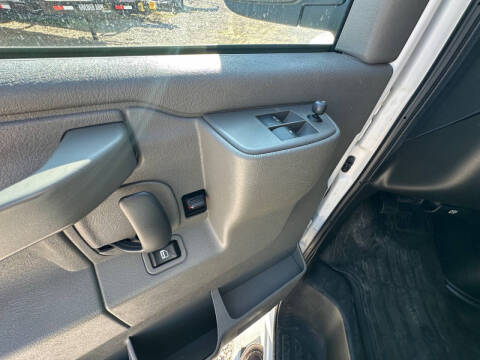 2023 GMC Savana 2500