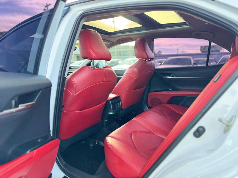 2020 Toyota Camry XSE