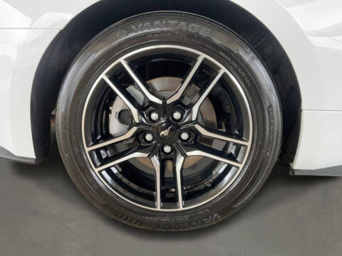 2022 Ford Mustang EcoBoost Premium