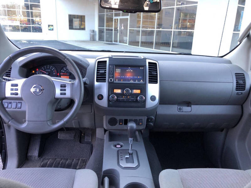 2021 Nissan Frontier SV