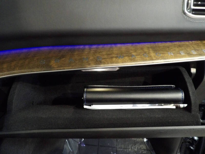 2024 Jeep Grand Wagoneer L