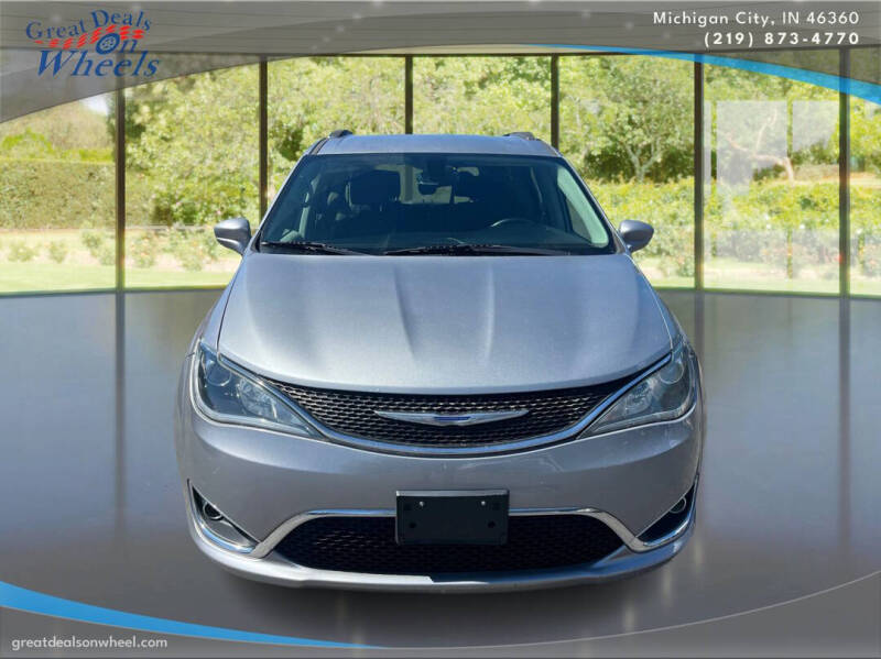 2020 Chrysler Pacifica Touring L