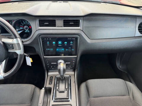 2013 Ford Mustang V6