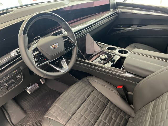 2025 Cadillac Escalade-V