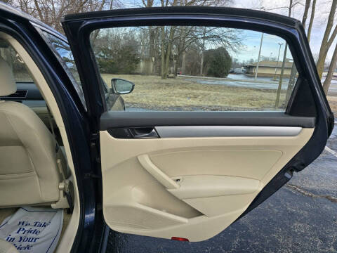 2012 Volkswagen Passat SE PZEV