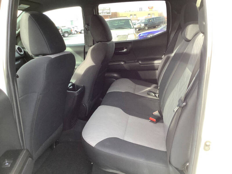 2022 Toyota Tacoma TRD Off-Road