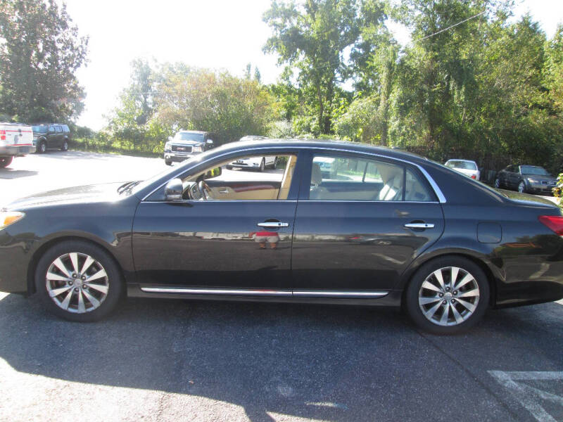 2011 Toyota Avalon Limited photo 7