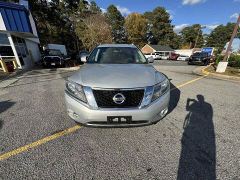 2015 Nissan Pathfinder for sale at Bahia Auto Sales in Chesapeake VA