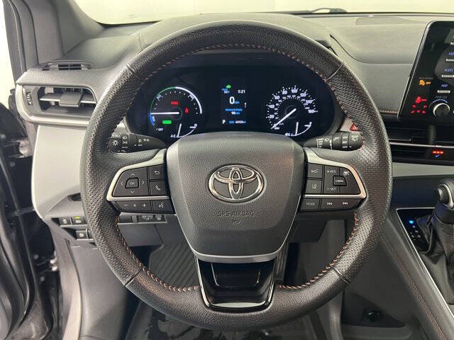 2022 Toyota Sienna XSE 7-Passenger