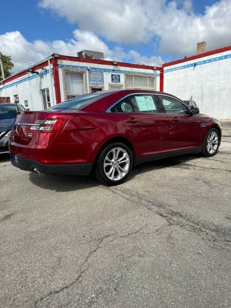 2013 Ford Taurus SEL